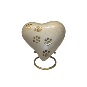 KEEPSAKE METAL PEARL WHITE HEART WITH PAW PRINTS AND STAND